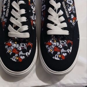 Disney Black Floral Sneakers Sz.11 Can Be Unisex